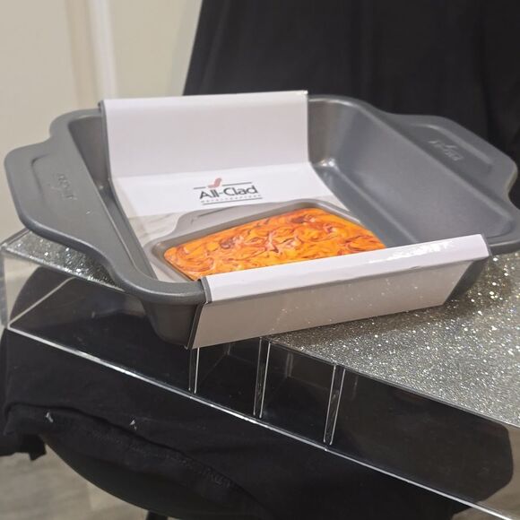 All-Clad Pro-Release Bakeware Square Cake Pan - Picture 9 of 9